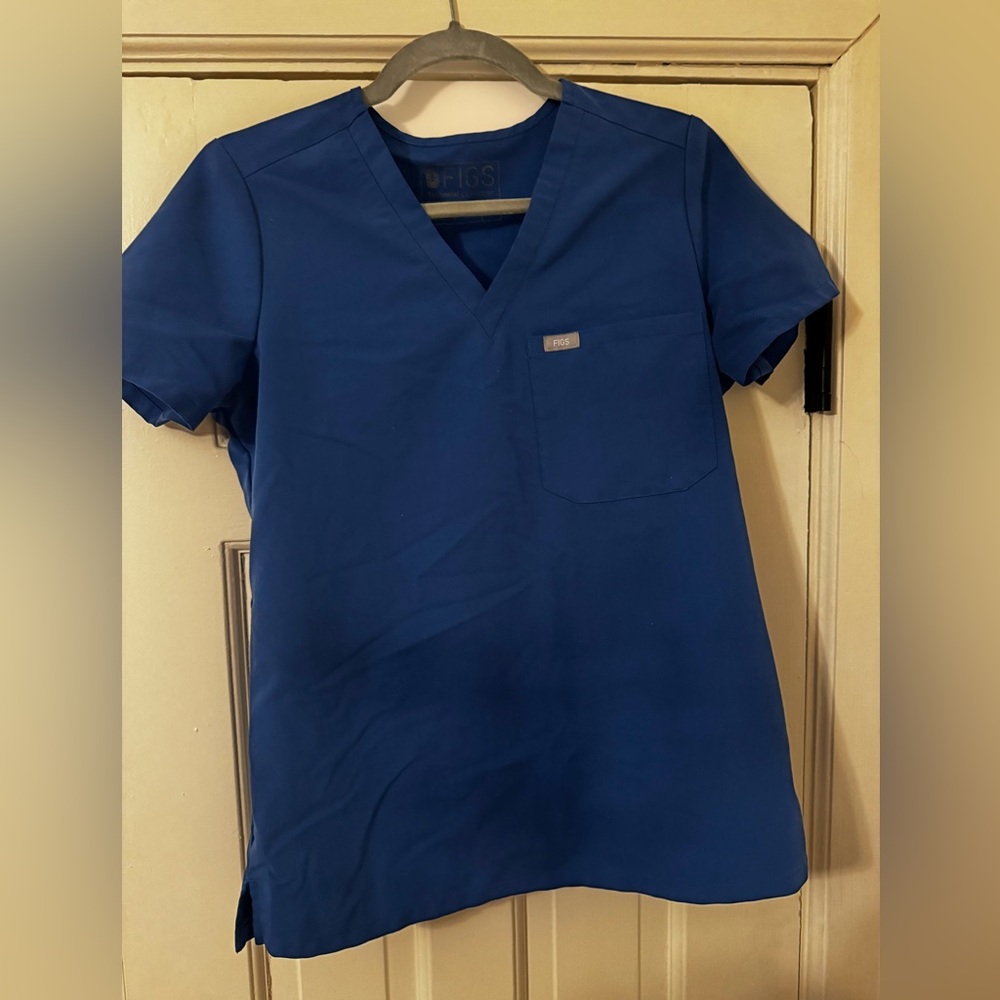 XS Figs Scrub Top